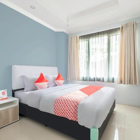Oyo Living 2195 Al Jazeerah Residence Syariah Бандунг Экстерьер фото